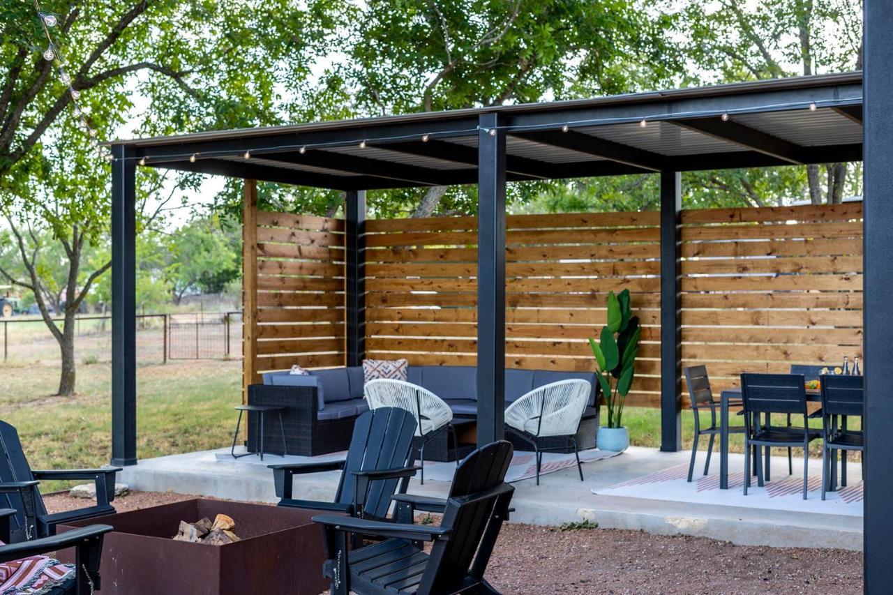 Вилла Container Haus Pet Friendly With Cowboy Pool Фредериксберг Экстерьер фото