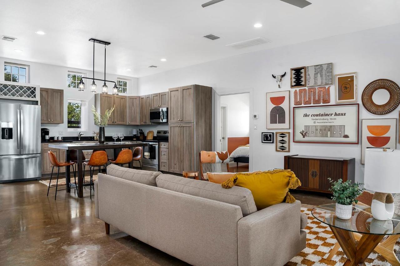Вилла Container Haus Pet Friendly With Cowboy Pool Фредериксберг Экстерьер фото