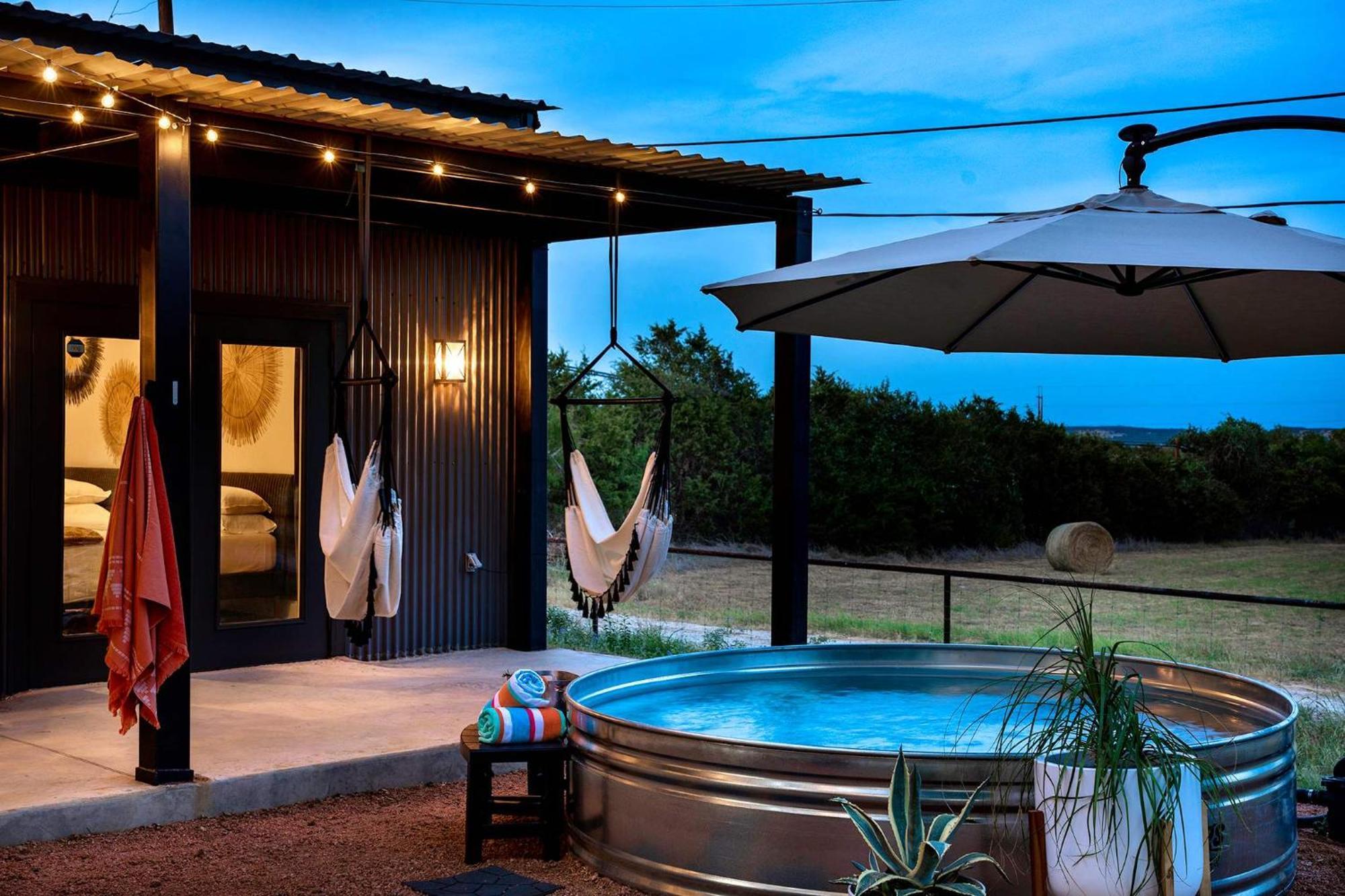 Вилла Container Haus Pet Friendly With Cowboy Pool Фредериксберг Экстерьер фото